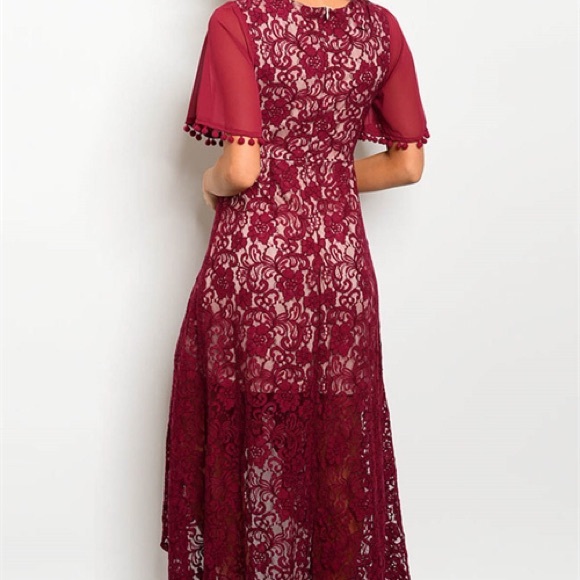 🎉 HP! 🎉 HIGH LOW LACE DRESS - Picture 3 of 3